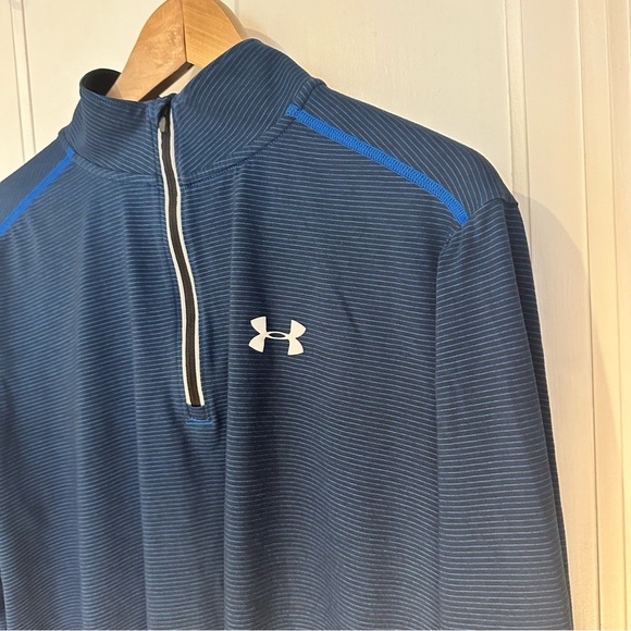 Under Armour - Streaker Striped HeatGear Half-Zip Top - Men - Blue - Picture 3 of 11
